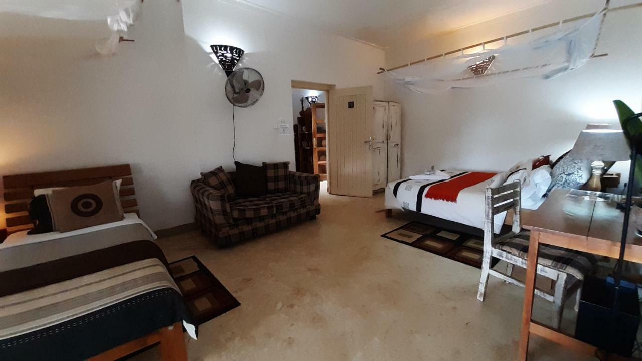 Gately Inn エンテベ エクステリア 写真
